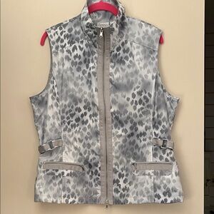 Zenergy by Chico's Silver Patterned Vest